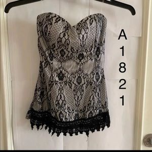 Sexy S Strapless corset